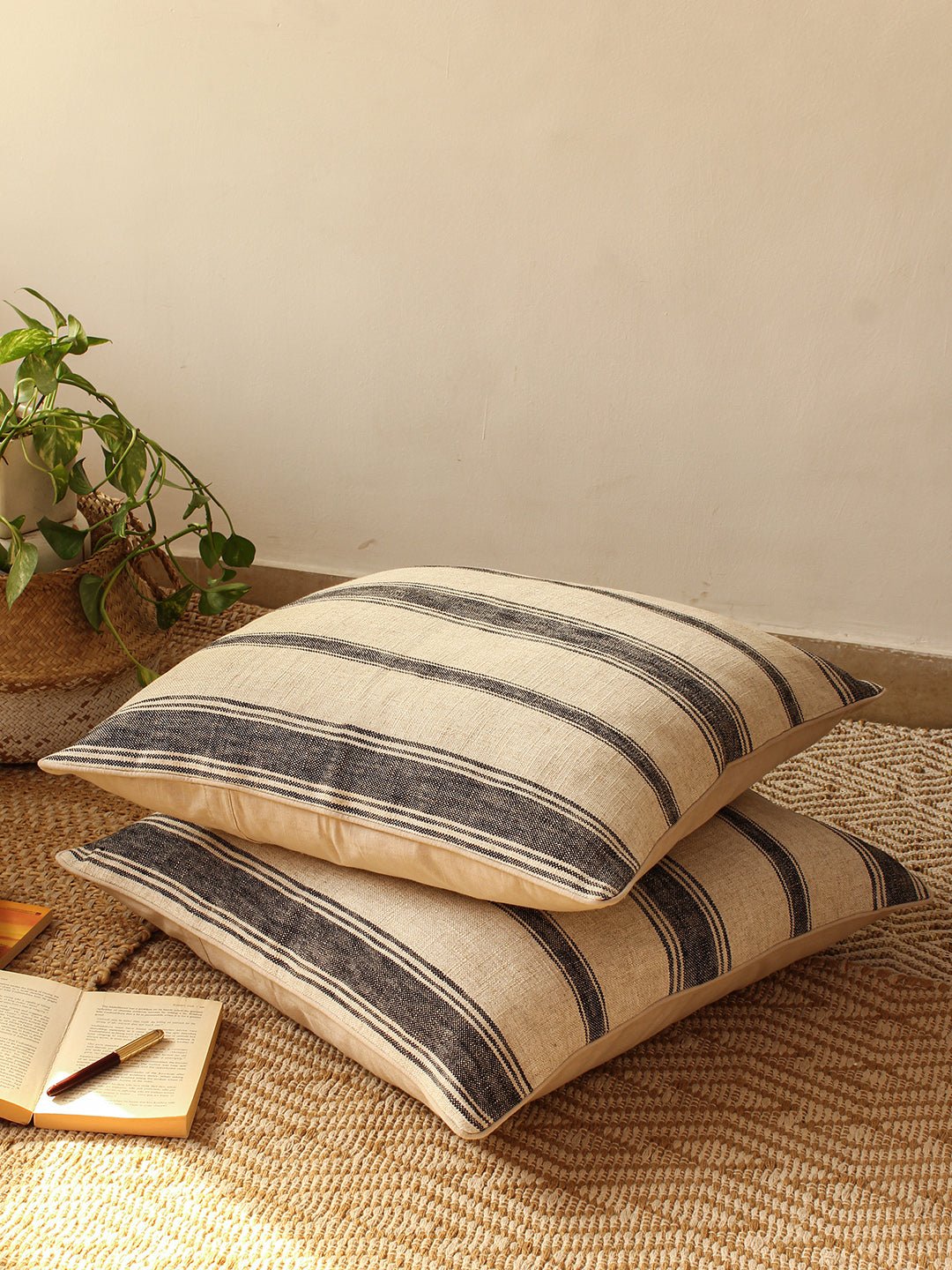 Satpura Cushion Cover (Black/Natural)