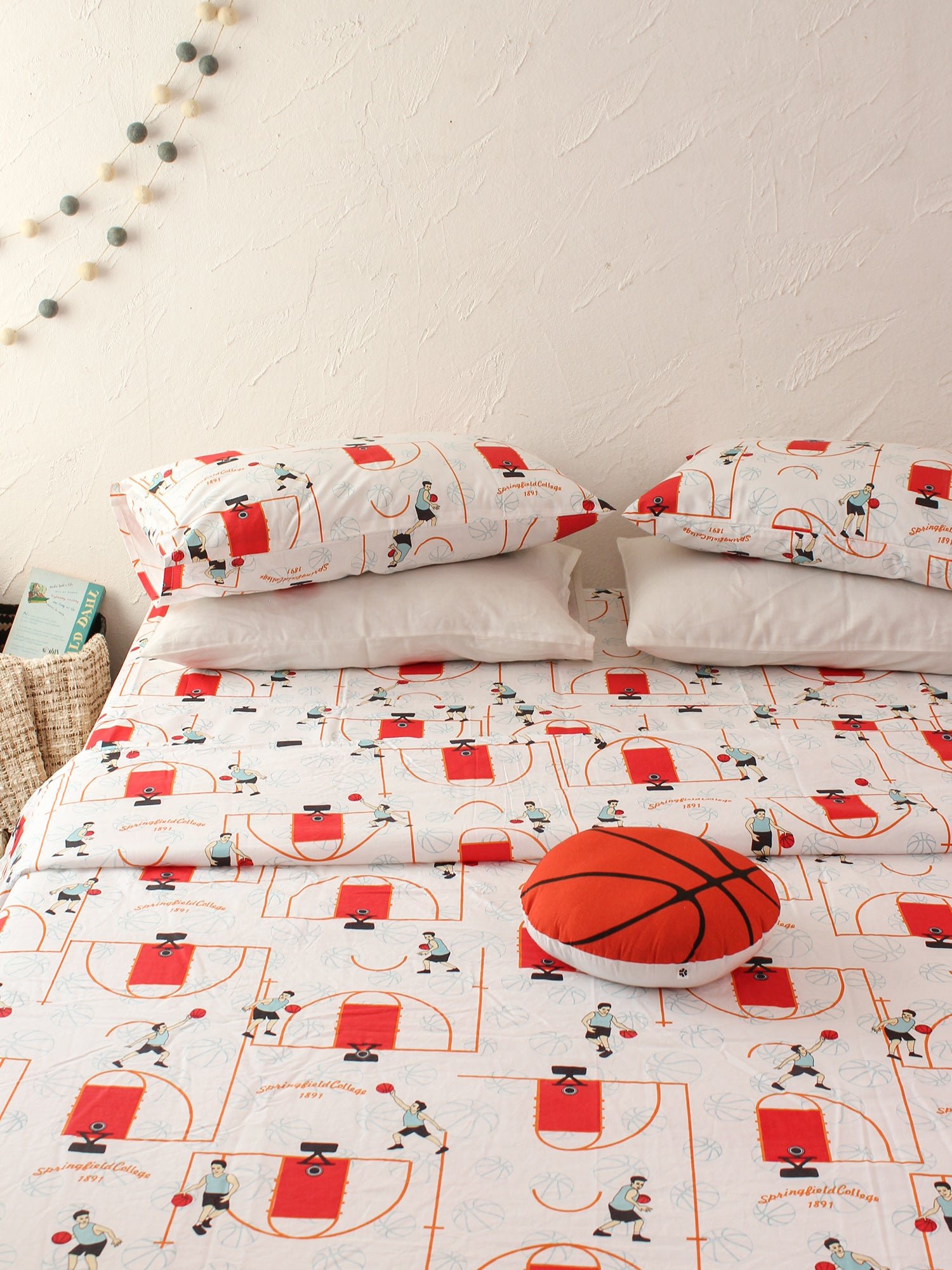 The Springfield Court Double Dohar (White)
