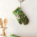 Sunderbans – Set Of 2 Gloves (Green)