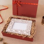 Kamet Photoframe Gift Box (Multi)