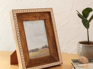 Chembra Photo Frame (Multicolor)