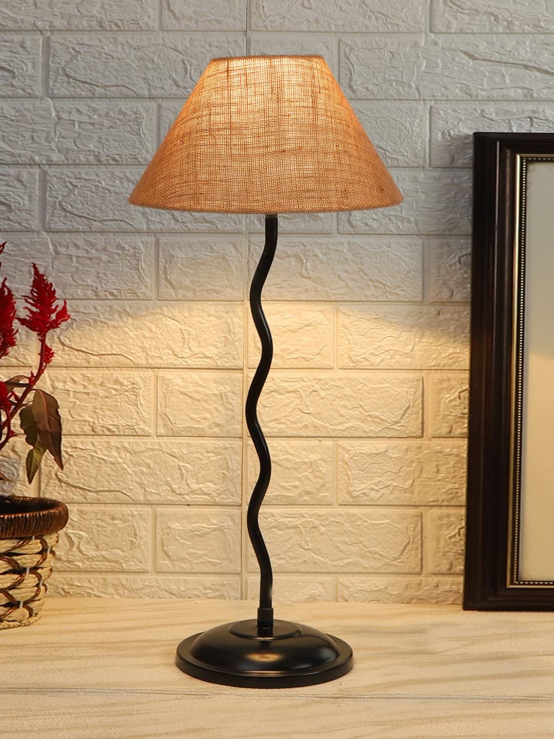 Beige Jute Zig zag Table lamp with Iron Base (AE08)