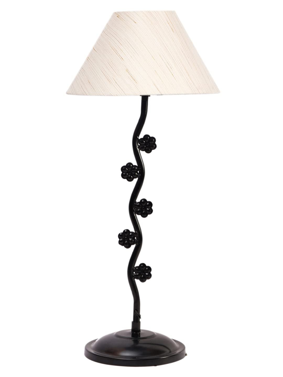 Off-White Cotton Zig zag Tikli Table lamp with Iron Base (AE39)