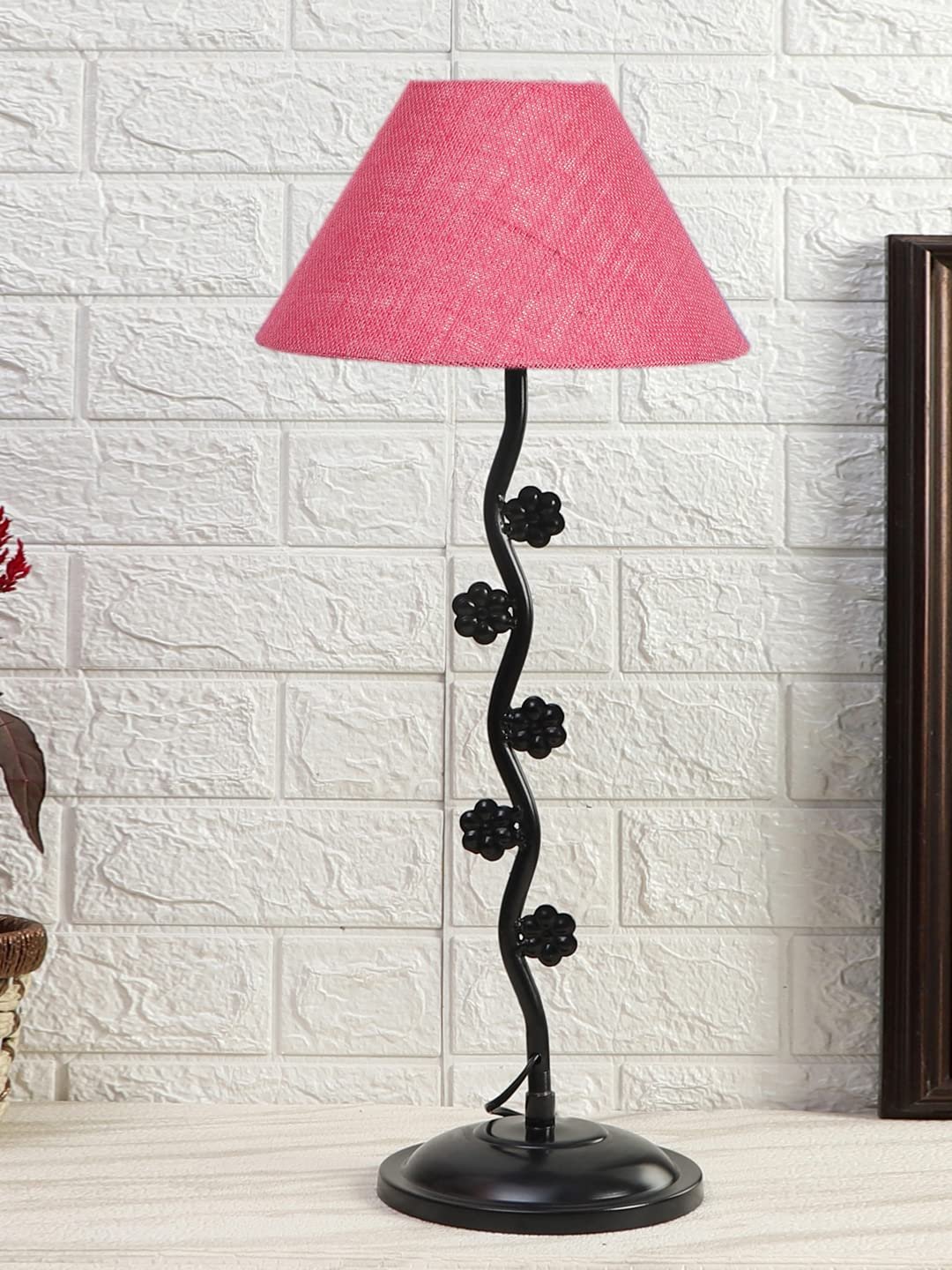Pink Jute Zig zag Table Tikli lamp with Iron Base (AE47)