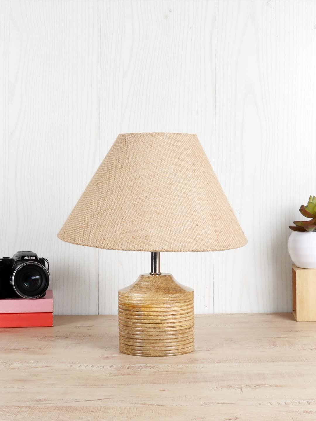 Wood Table lamp with Beige Jute Shade