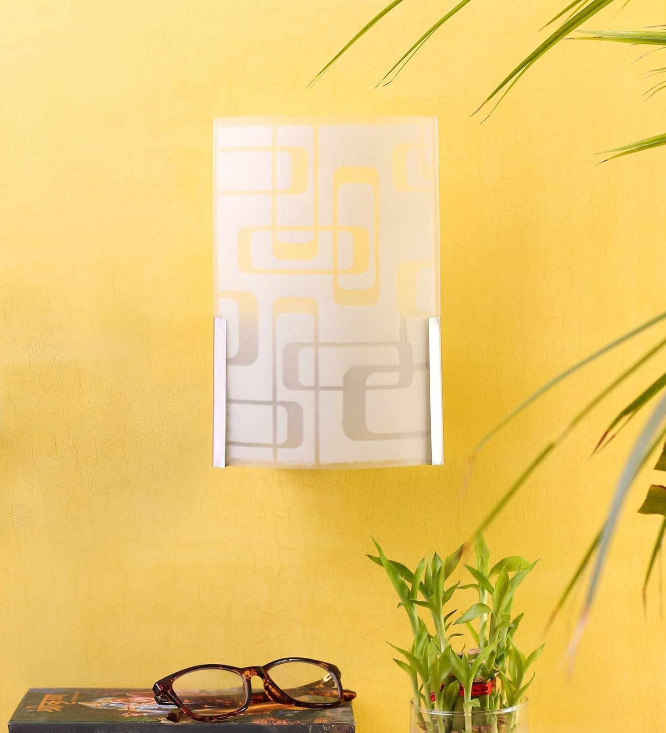 W07 Steel and Glass Wall Mounted Light (Off White)