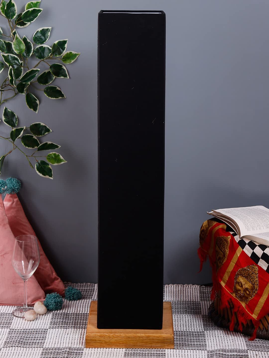 Black Square Cotton Shade Floor lamp with Wood Base .(Black,Cotton)