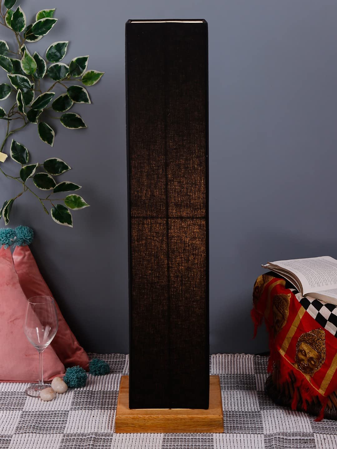 Black Square Cotton Shade Floor lamp with Wood Base .(Black,Cotton)