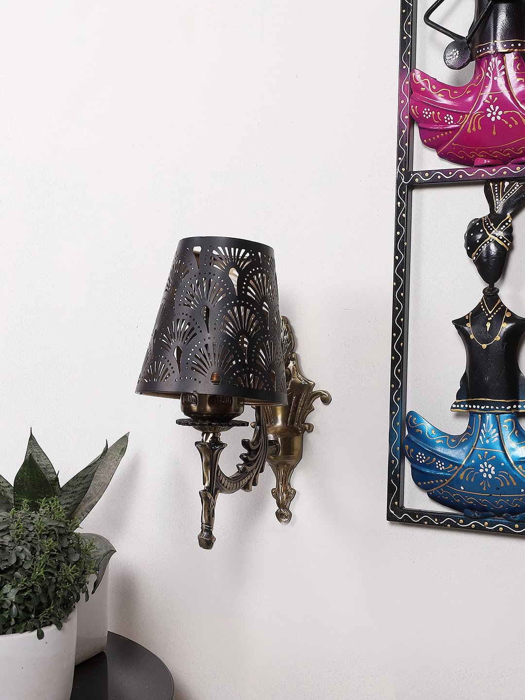 Multicolor Wall Lamp | Elegant Metal Material | Stylish Ambient Light for Home, Office, Living Room, Bedroom, Hallway | Modern Decorative Wall Sconce - Model DZW08