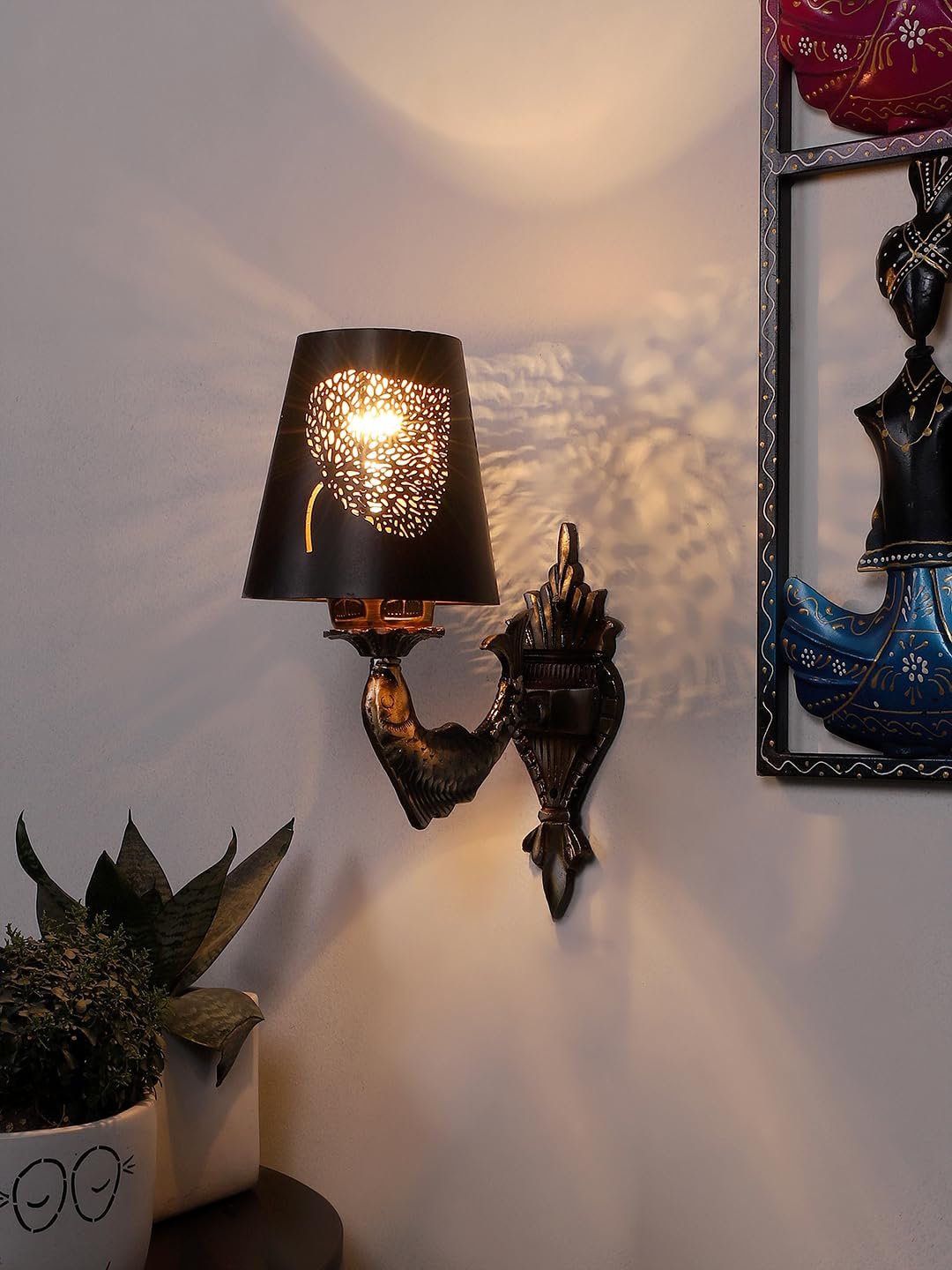 Multicolor Wall Lamp | Elegant Metal Material | Stylish Ambient Light for Home, Office, Living Room, Bedroom, Hallway | Modern Decorative Wall Sconce - Model DZW26