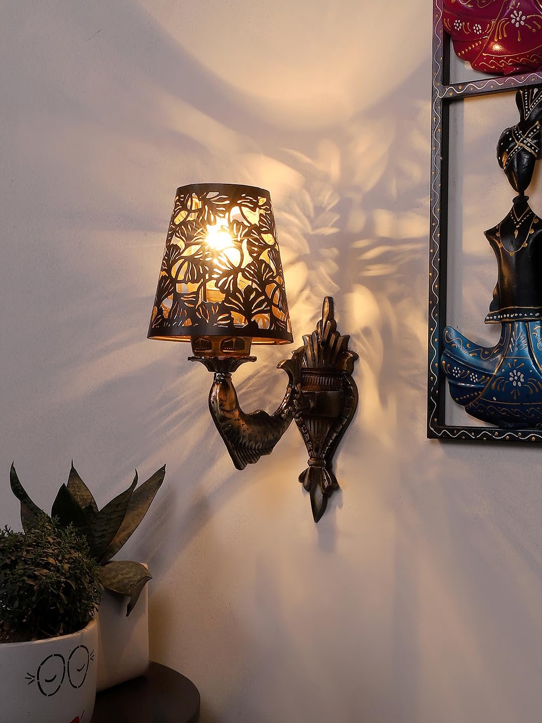 Multicolor Wall Lamp | Elegant Metal Material | Stylish Ambient Light for Home, Office, Living Room, Bedroom, Hallway | Modern Decorative Wall Sconce - Model DZW28