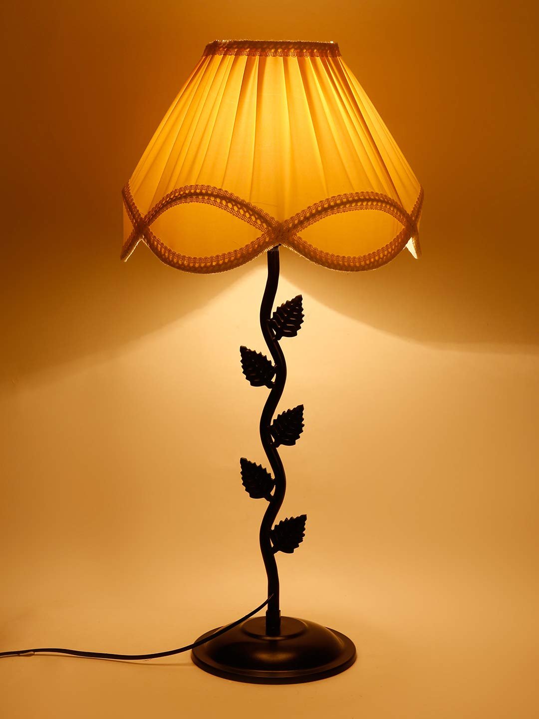 Off-White Vinatge Shade Iron Leaf lamp (12x25.2) Inches -13