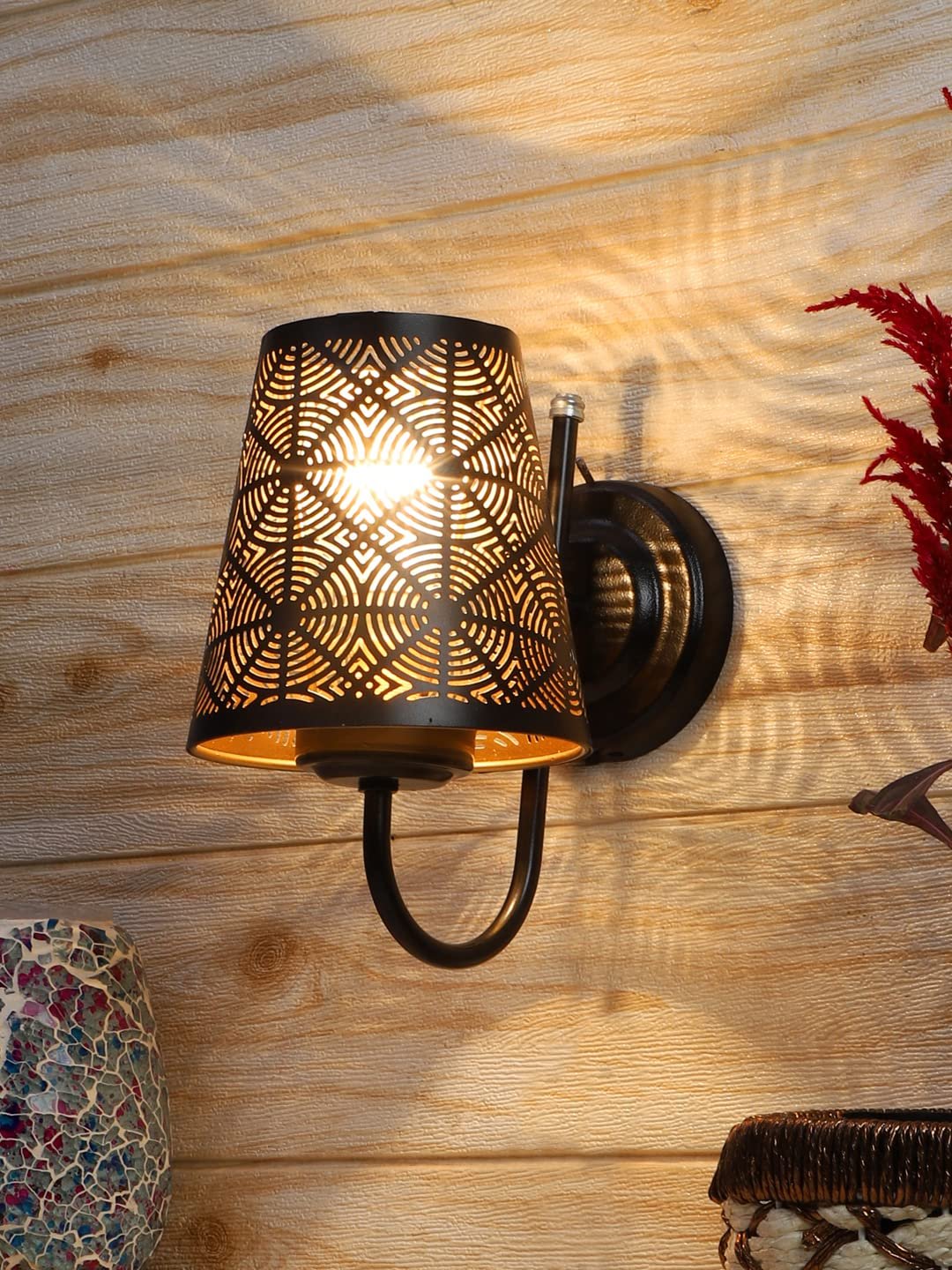 Multicolor Wall Lamp | Elegant Metal Material | Stylish Ambient Light for Home, Office, Living Room, Bedroom, Hallway | Modern Decorative Wall Sconce - Model IT15