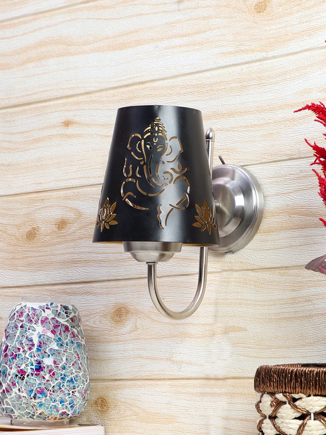 Multicolor Wall Lamp | Elegant Metal Material | Stylish Ambient Light for Home, Office, Living Room, Bedroom, Hallway | Modern Decorative Wall Sconce - Model IT25