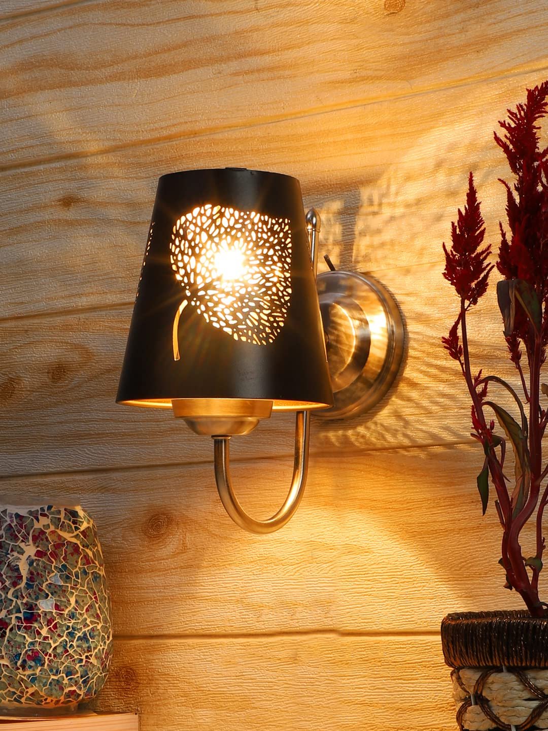 Multicolor Wall Lamp | Elegant Metal Material | Stylish Ambient Light for Home, Office, Living Room, Bedroom, Hallway | Modern Decorative Wall Sconce - Model IT27