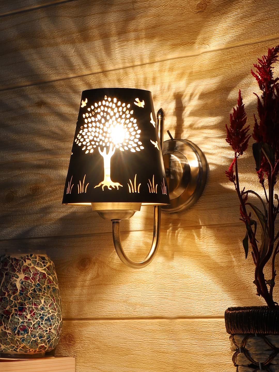 Multicolor Wall Lamp | Elegant Metal Material | Stylish Ambient Light for Home, Office, Living Room, Bedroom, Hallway | Modern Decorative Wall Sconce - Model IT28