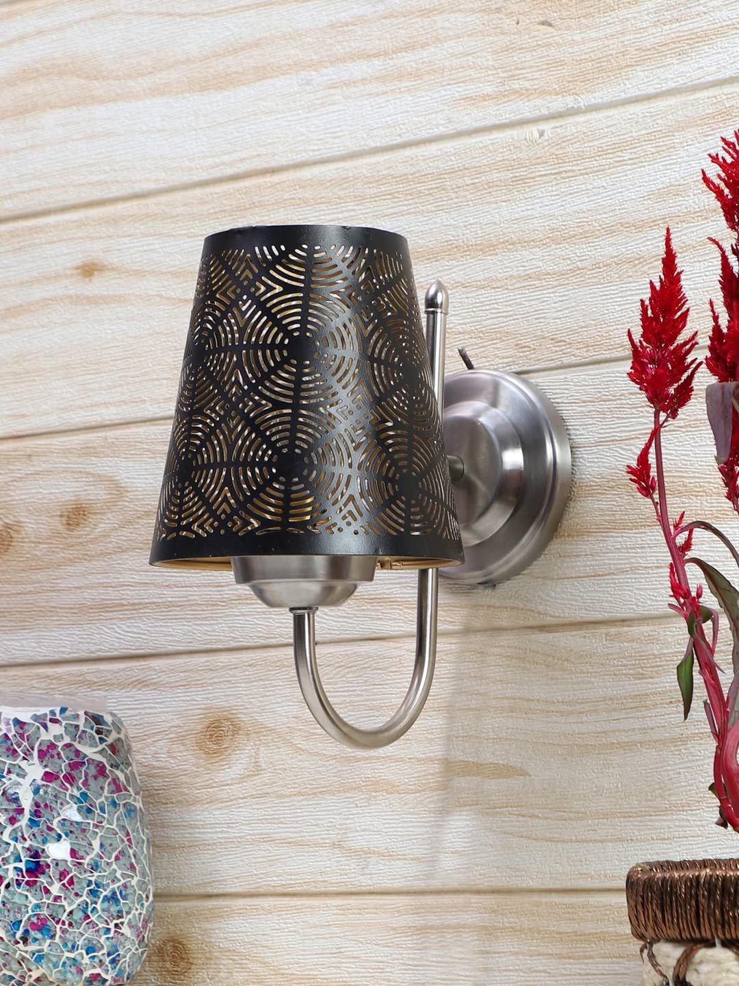 Multicolor Wall Lamp | Elegant Metal Material | Stylish Ambient Light for Home, Office, Living Room, Bedroom, Hallway | Modern Decorative Wall Sconce - Model IT31