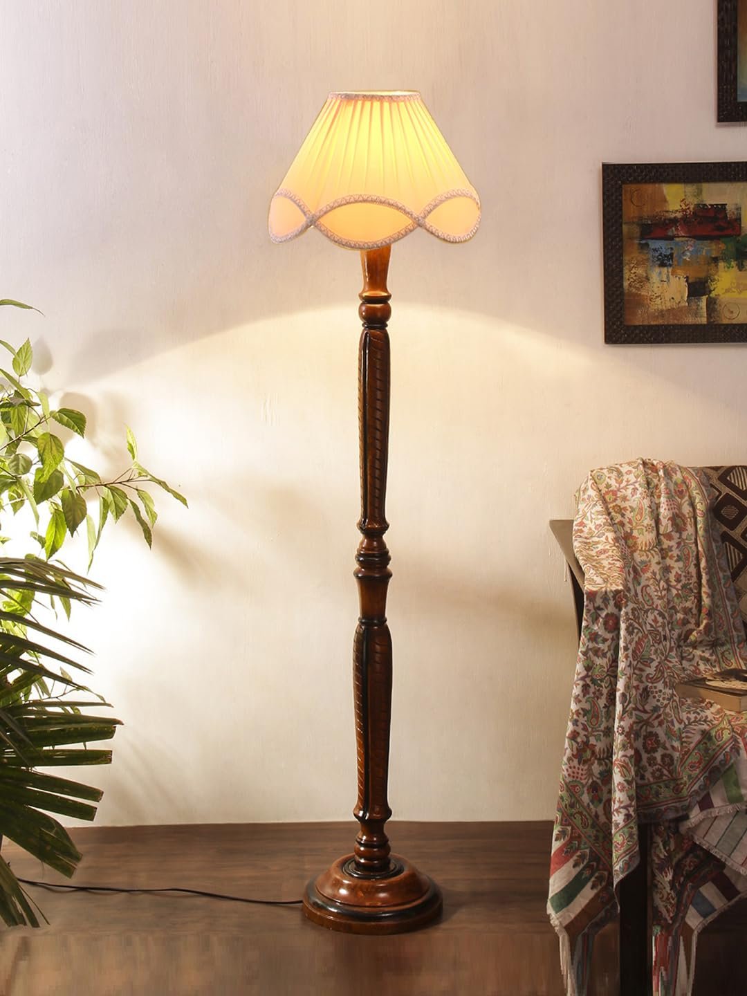 Vintage Off-White Cotton Wooden Floor Lamp -37