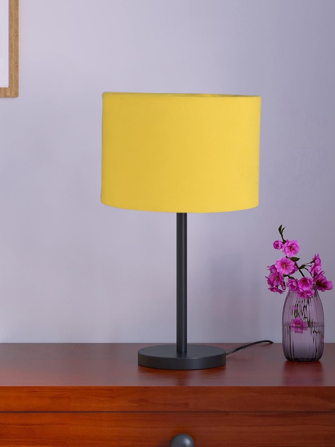 Black Night Table Lamp for Bedroom | Elegant Bedside Lamp with Warm LED Light & Stylish Design - Model VD28