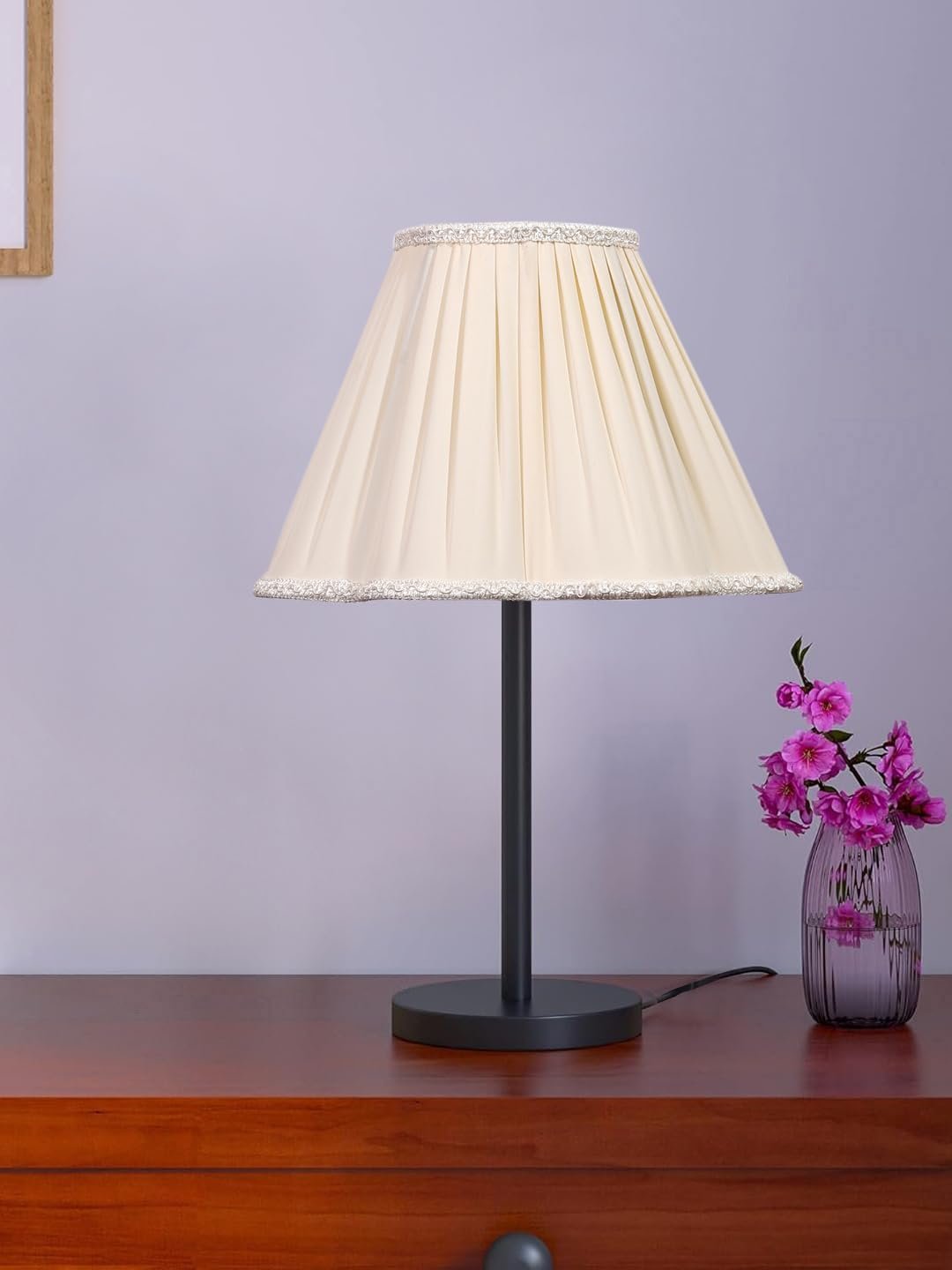 Black Night Table Lamp for Bedroom | Elegant Bedside Lamp with Warm LED Light & Stylish Design - Model VD38