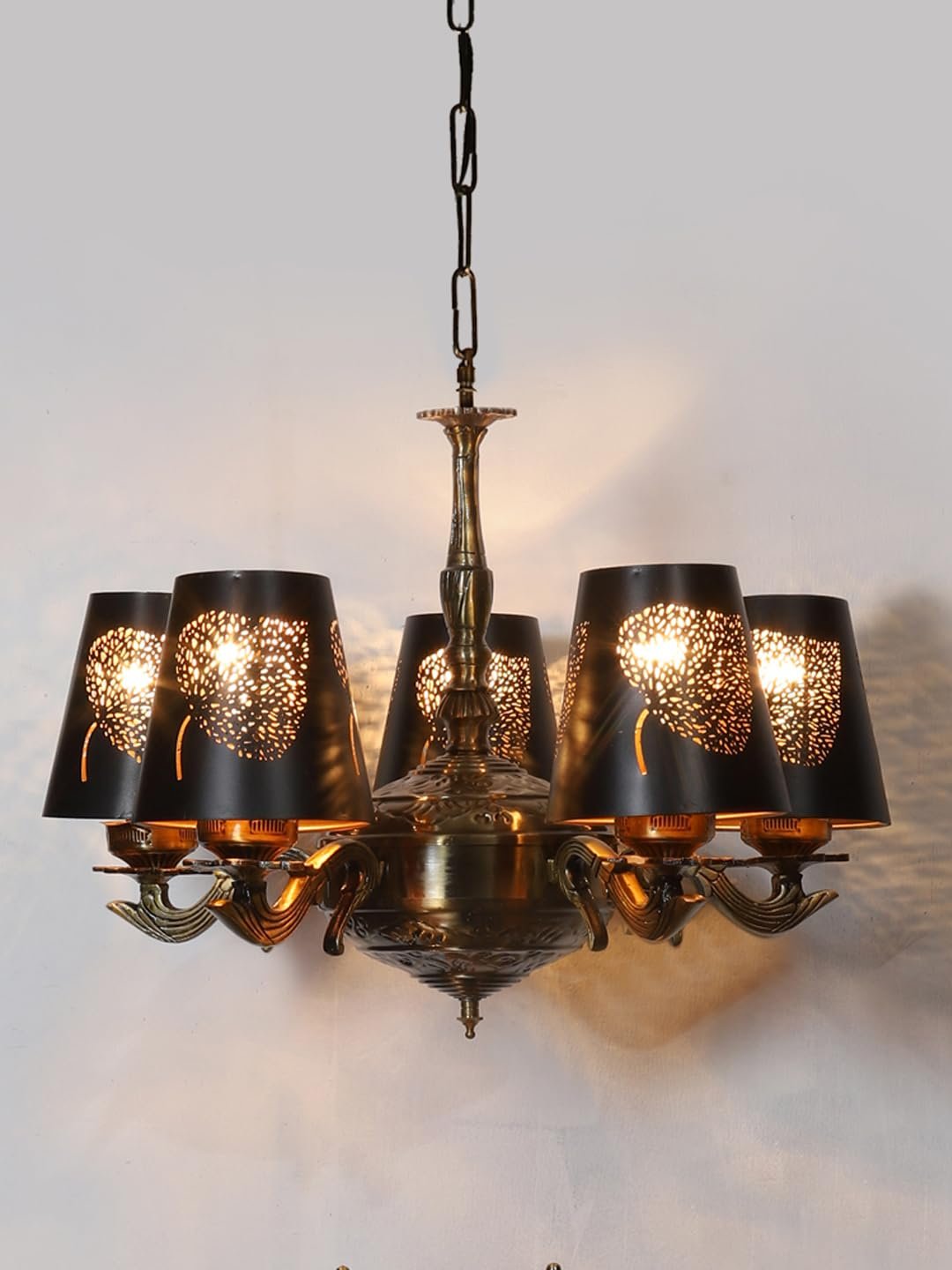 Lights Metal Leaf Etched Shade with Antique Golden Chandelier -X