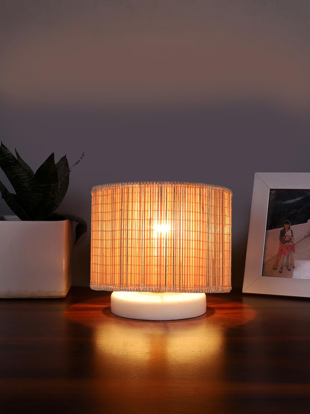 Beige Jute Table lamp with White Wood Base -40