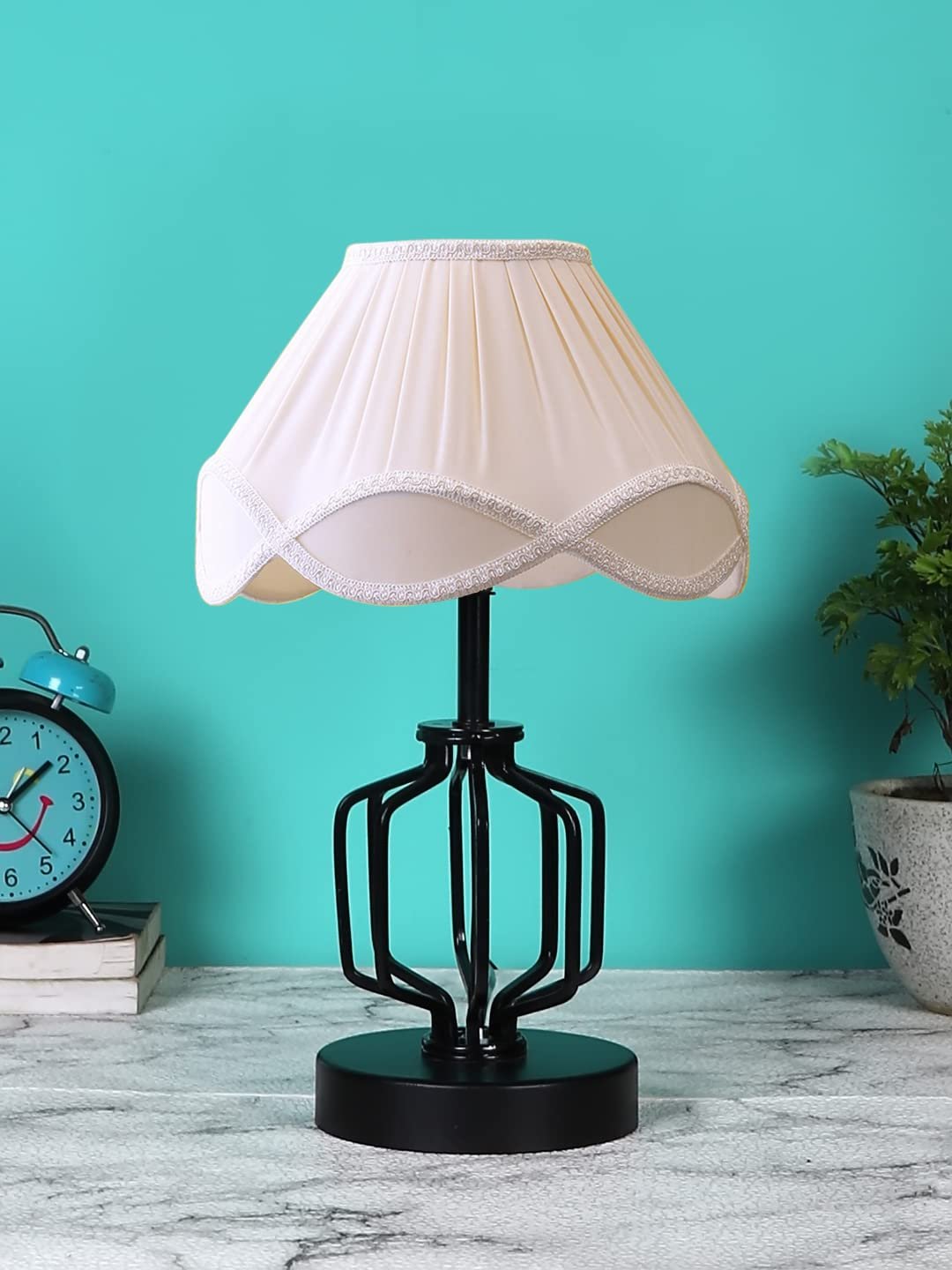 Vintage Off-White Shade Table lamp with Iron Base (135)