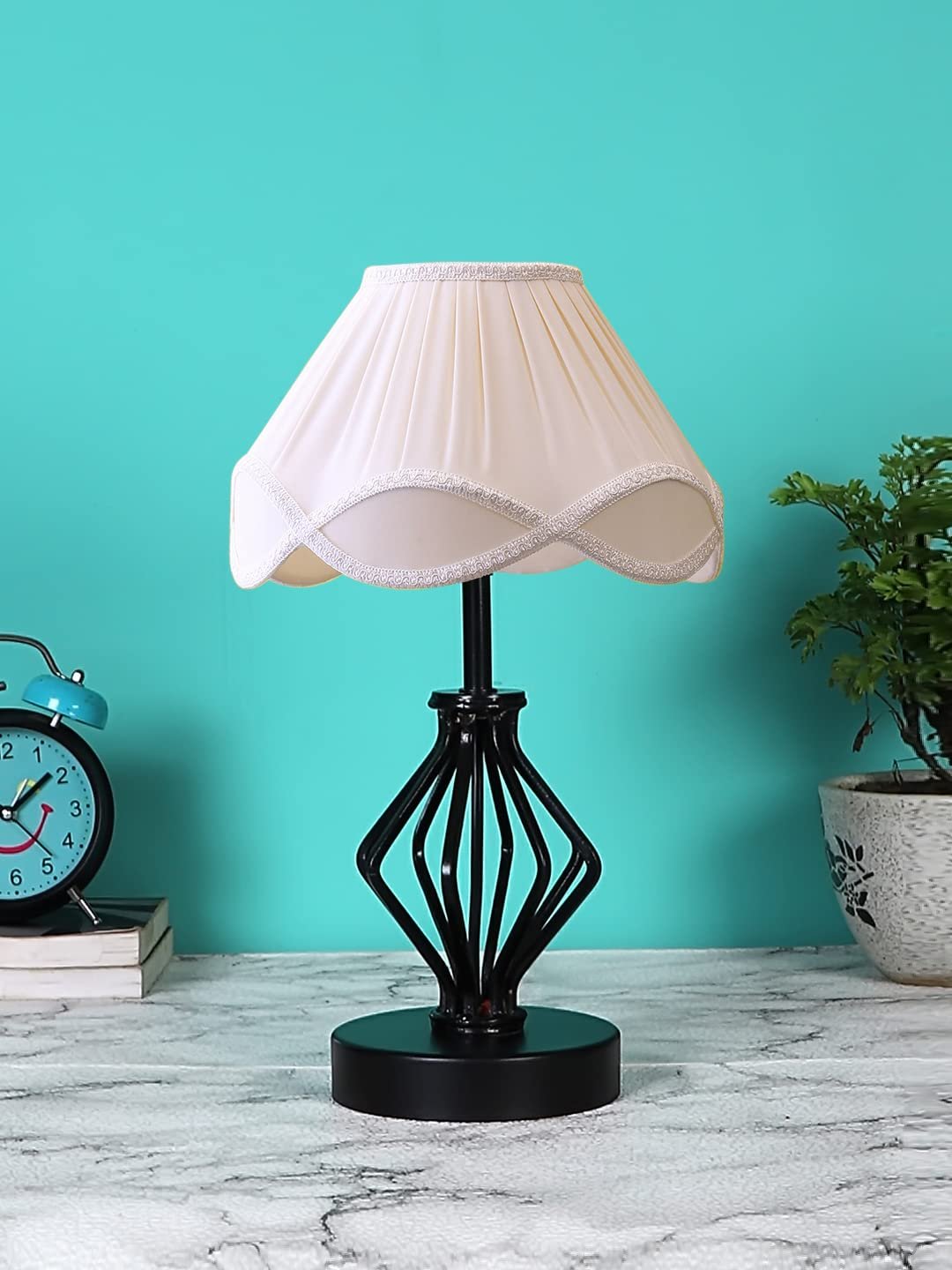 Vintage Off-White Shade Table lamp with Iron Base (169)