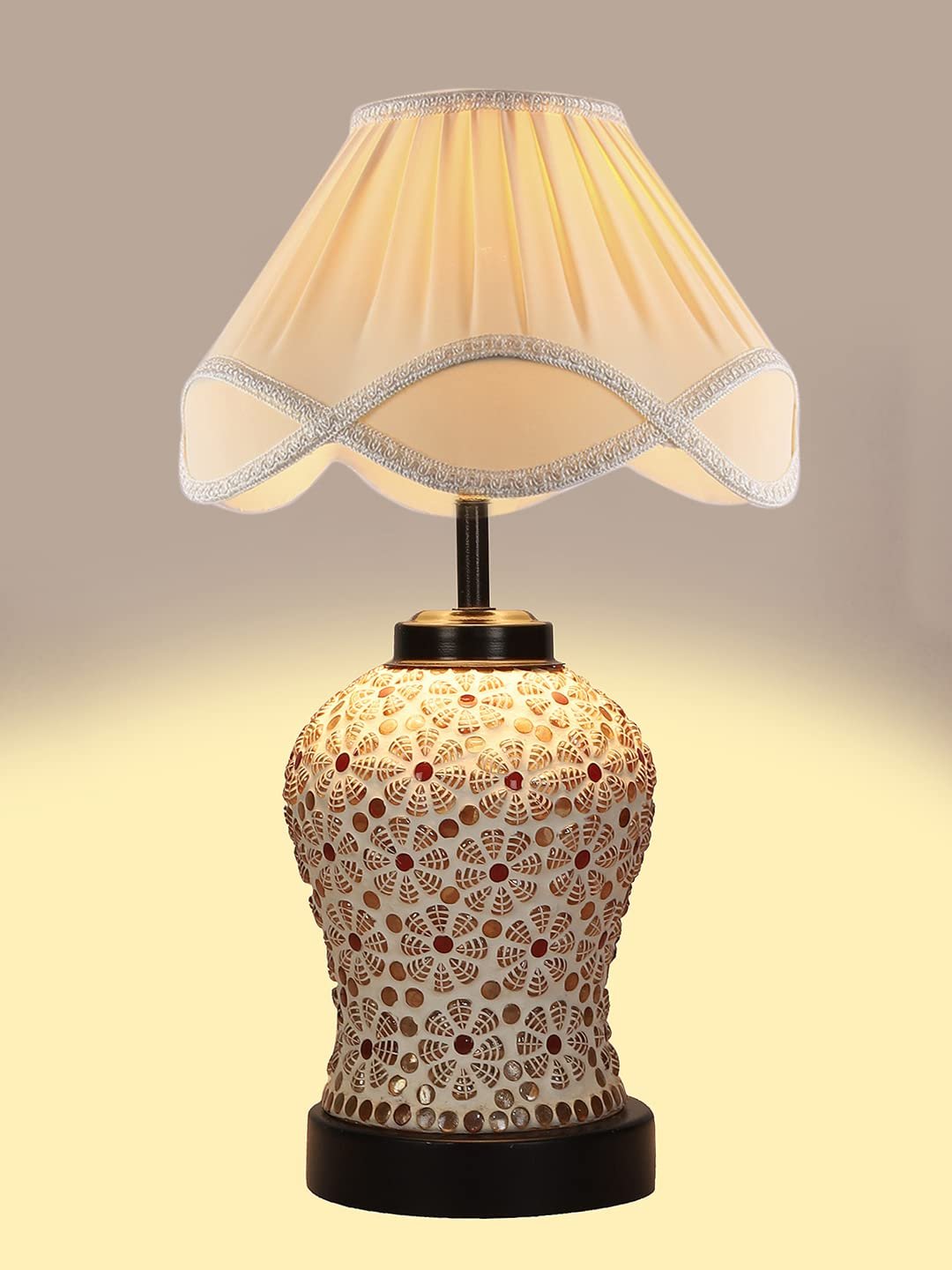 Vintage Off-White Glass Shade Table lamp with Iron Base (186)
