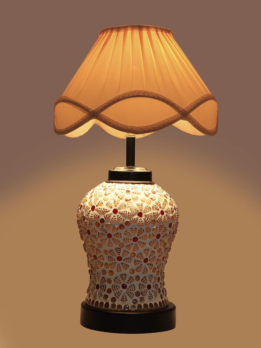 Vintage Off-White Glass Shade Table lamp with Iron Base (186)