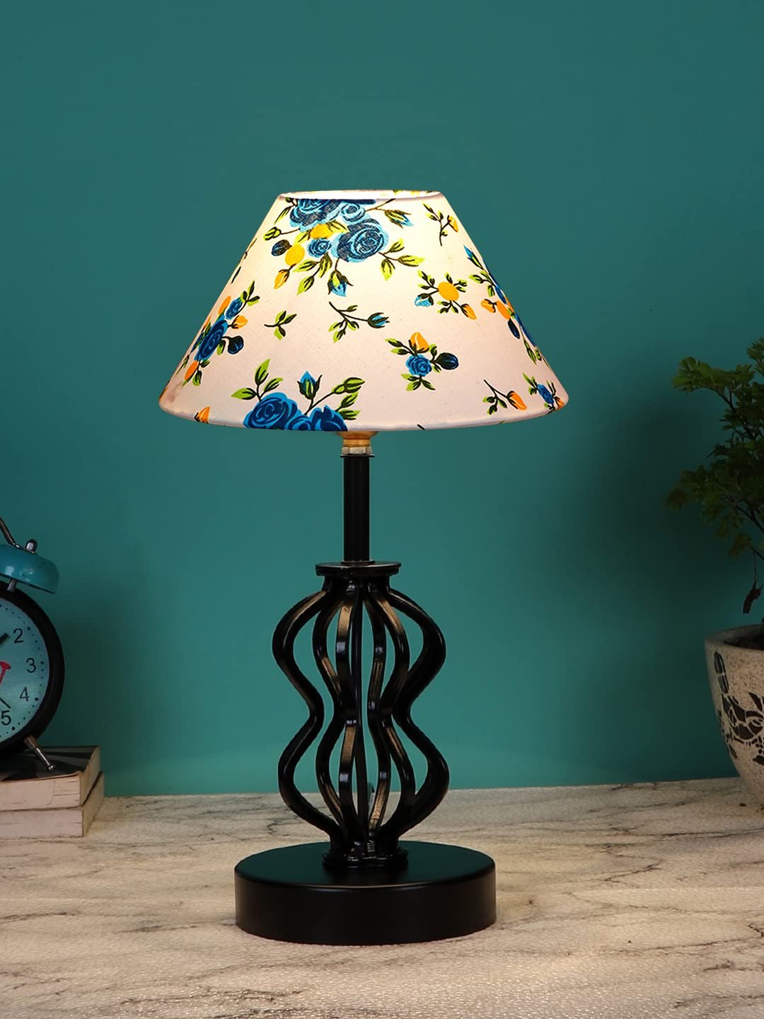 Multicolor Cotton Table lamp with Iron Base(98)