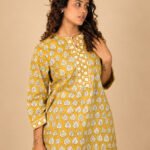 AIRA KURTI WITH FRONT NECK SLIT-DUAL PRINT