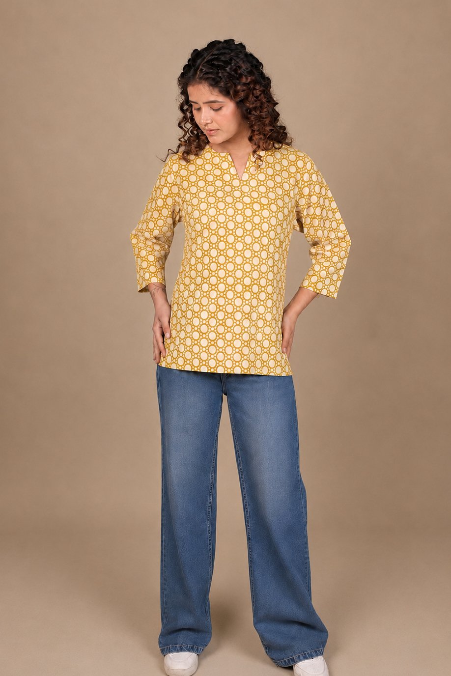 AIRA KURTI WITH FRONT NECK SLIT-POLKA