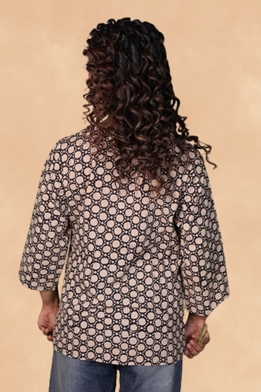 AIRA KURTI WITH FRONT NECK SLIT-POLKA