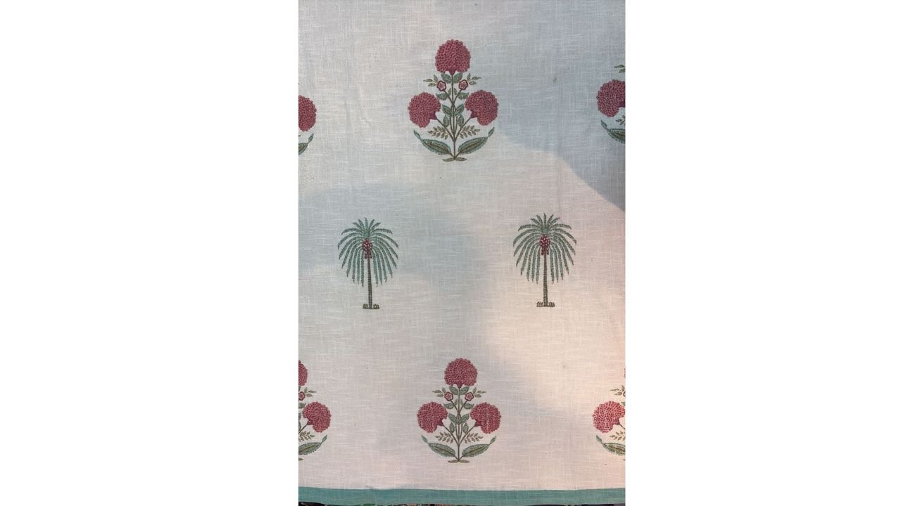 Mughal Garden Bed cover with 2 pillow covers set