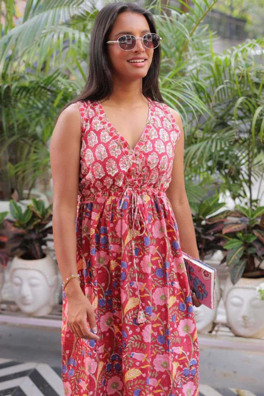 LATA PRINTED DRESS-WITHOUT SLEEVES WITH WAIST GATHERS