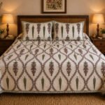 Maheshwari Bed cover with 2 pillow covers set