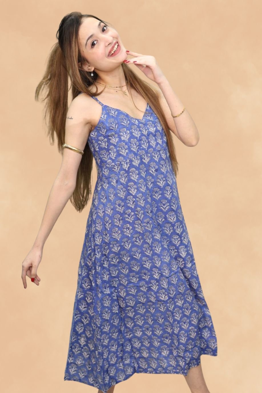 BOBBY DRESS-STRAPES AND BACK WITH SMOCKING DETAIL