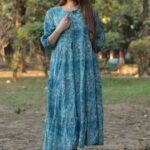 RIYA DRESS-FLOWY DRESS WITH NECK STRING