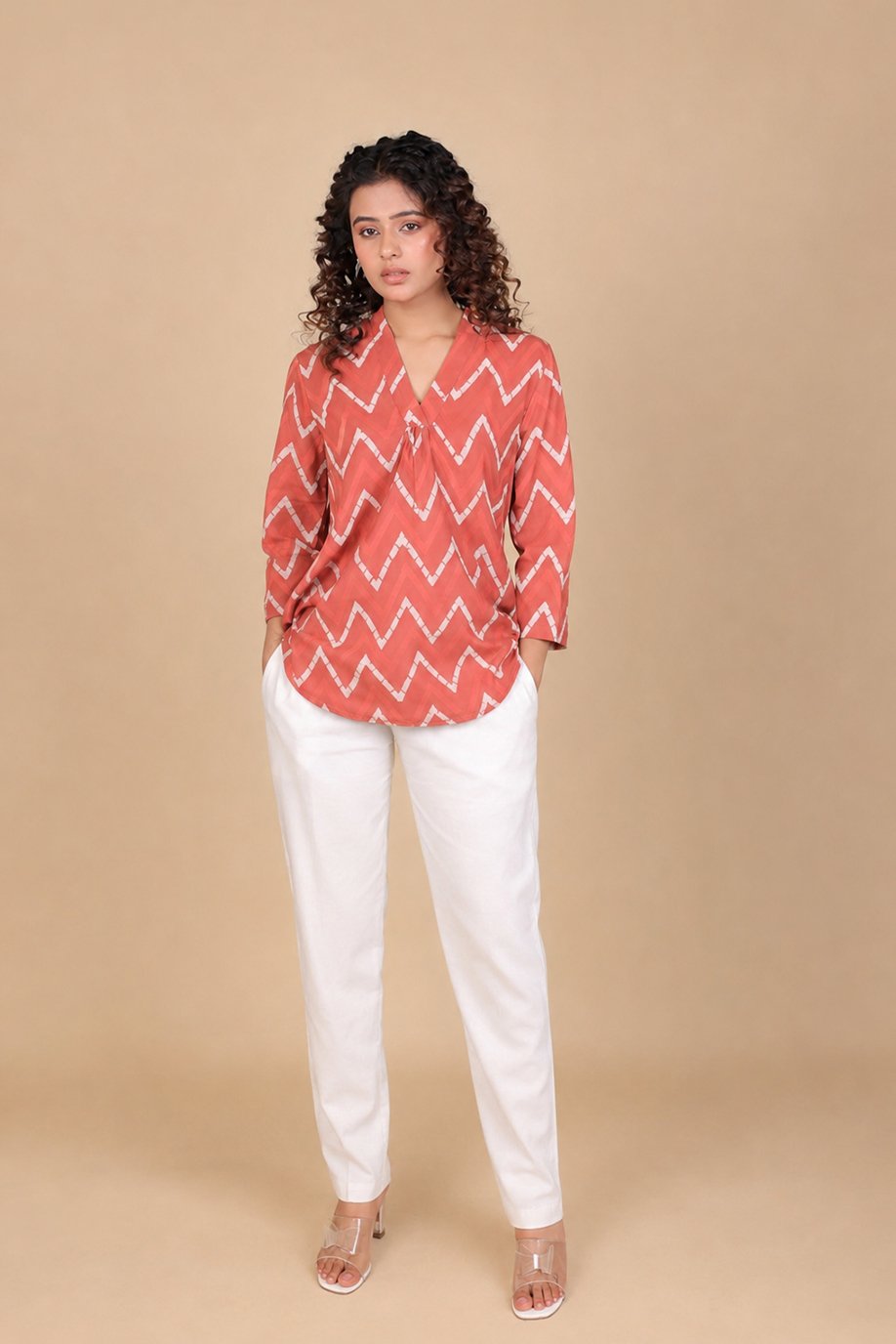 AABHA TUNIC WITH FRONT PLEATS & V NECK